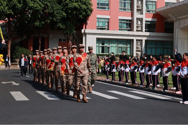 共赴“軍旅之約”，中山多個鎮(zhèn)街歡送新兵入伍